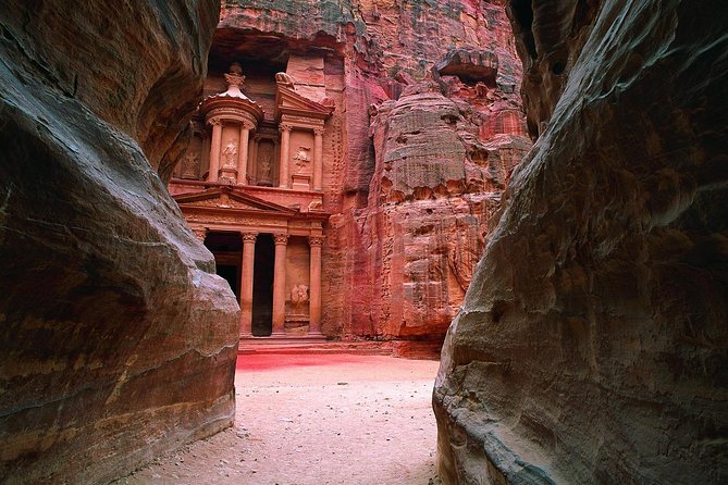 Petra One Day Tour - Siq Canyon to the Treasury Reveal: The Part You Shouldn’t Rush