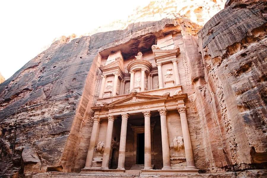 Petra & Wadi Rum: Full Day Private Tour with Hotel Pickup - Price at $133 per person, and what you actually get for the money