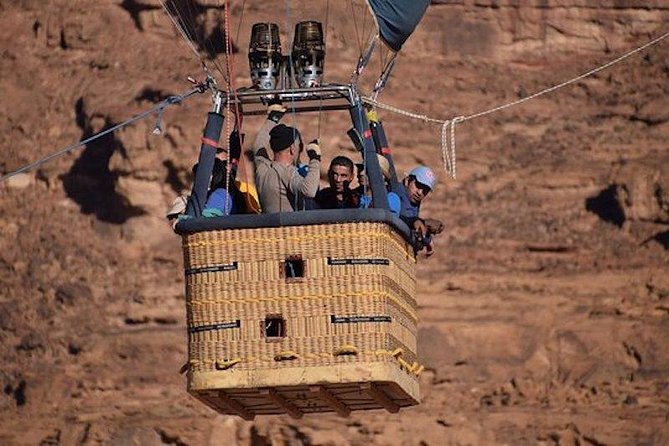 Private 2-Day Tour: Petra, Wadi Rum, and Dead Sea - Your private driver and how this tour keeps things low-stress