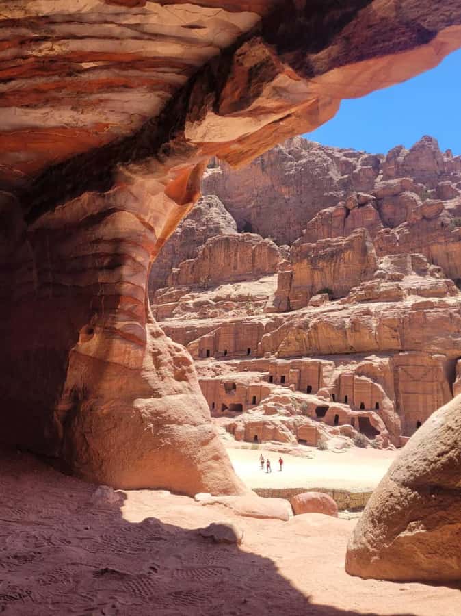 Private 3-Hour Guided Tour of Petra with Hotel Pickup . - Royal Tombs and Colonnaded Street: where the walking turns into history