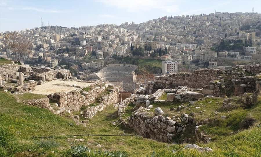 Private Day or Night Amman Sightseeing - Roman Amphitheater views and Hashemite Plaza: why this stop matters
