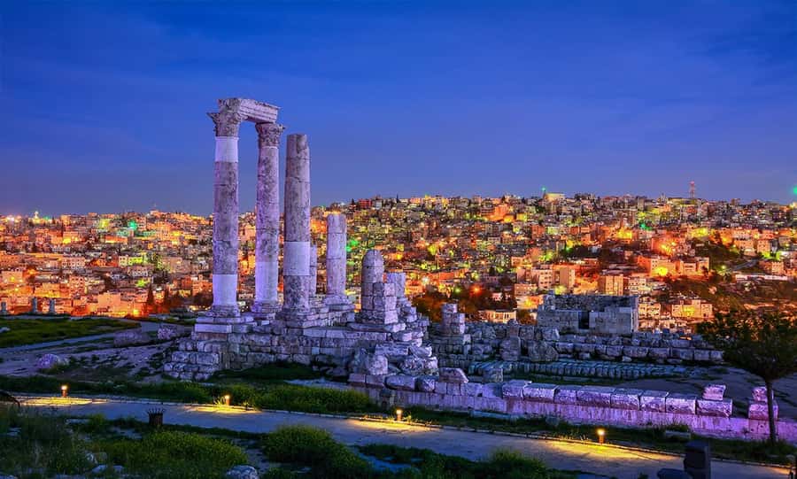 Private Day or Night Amman Sightseeing - Jabal Al-Webdeih and Rainbow Street: art, culture, and easy wandering