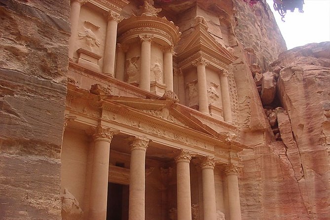 Private Full-Day Wadi Rum and Petra Tour from Aqaba - The 8:00 am start and private transport that keeps you sane
