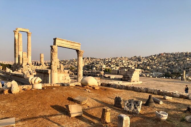 Private Walking Tour in Amman With Local - Basman Street for spices, perfume, and practical shopping tips