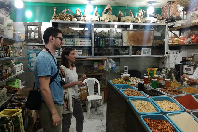 Suhaila (connecting through cooking) - Eating together the traditional way, and using your PDF recipe book