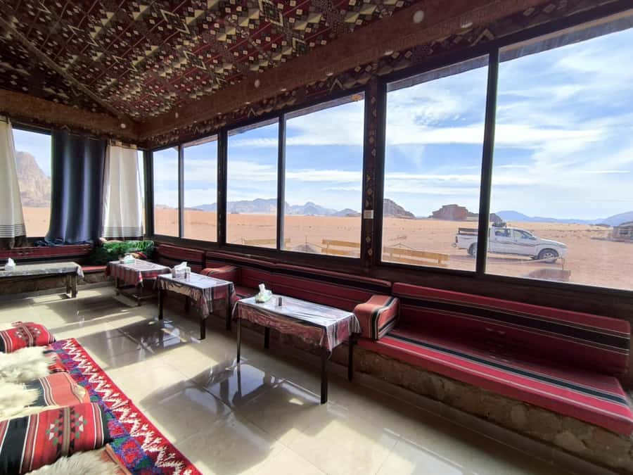Wadi Rum: 1-Night Jeep Tour with Dinner and Breakfast - Meet Mamdouh at Wadi Rum Rest House, then settle into the route