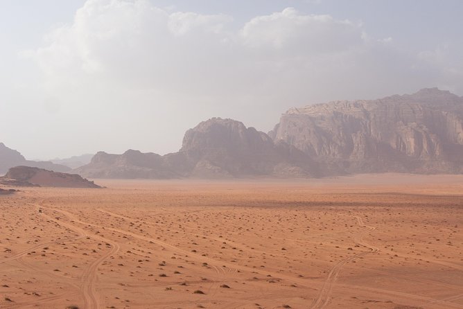 Wadi Rum: 4 Hour Highlights Tour - Pace, photos, and how long four hours really lasts