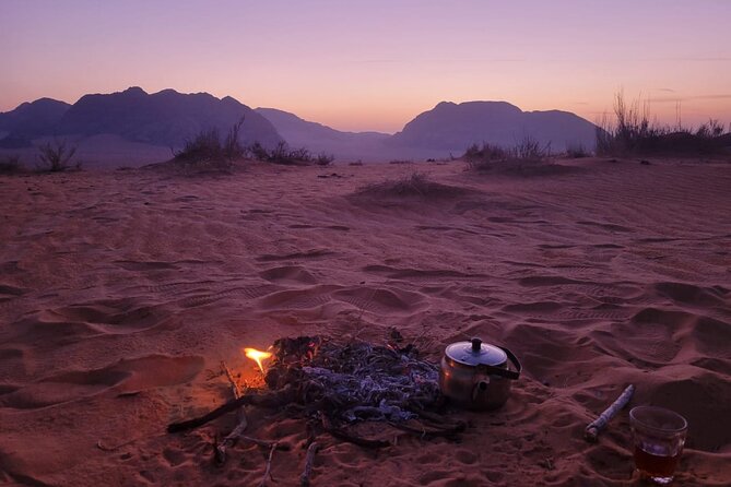 Wadi Rum Desert Sunset Tour - Sunset with Bedouin tea: the moment you came for