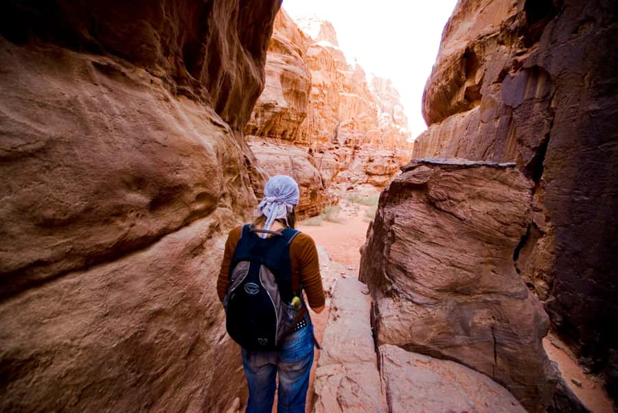 Wadi Rum: Explore 10-Hour Jeep Tour Pass, Guide, Meal & Stay - The 9 to 10 hour jeep safari route: what the day actually feels like