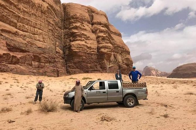 Wadi Rum: Full Day Valley Tour with Lunch - Why a Private 4x4 Day Works So Well in Wadi Rum