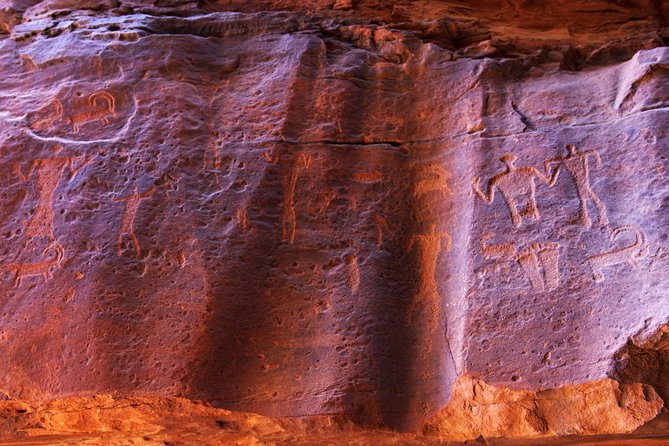 Wadi Rum: Full Day Valley Tour with Lunch - Stop 1: Wadi Rum Protected Area, Where the Best Views Start