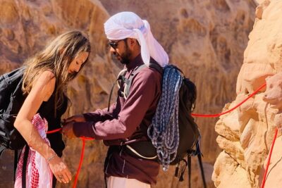 Wadi Rum Mountain Hike & Climb: Burdah, with a bridge at the top! + tour & Lunch