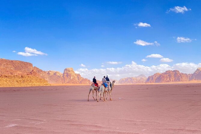 Wadi Rum overnight jeeptour - 1 Day/ 1 Night - Bedouin camp night: dinner by fire, music, and starlight
